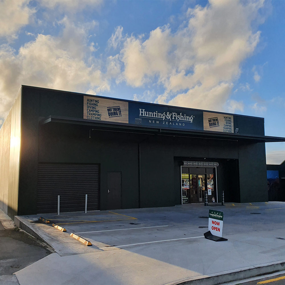 homestead_construction_hunting_and_fishing_otaki_new_store